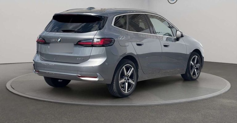 BMW Série 2 Active Tourer 220i Luxury Line - photo 2