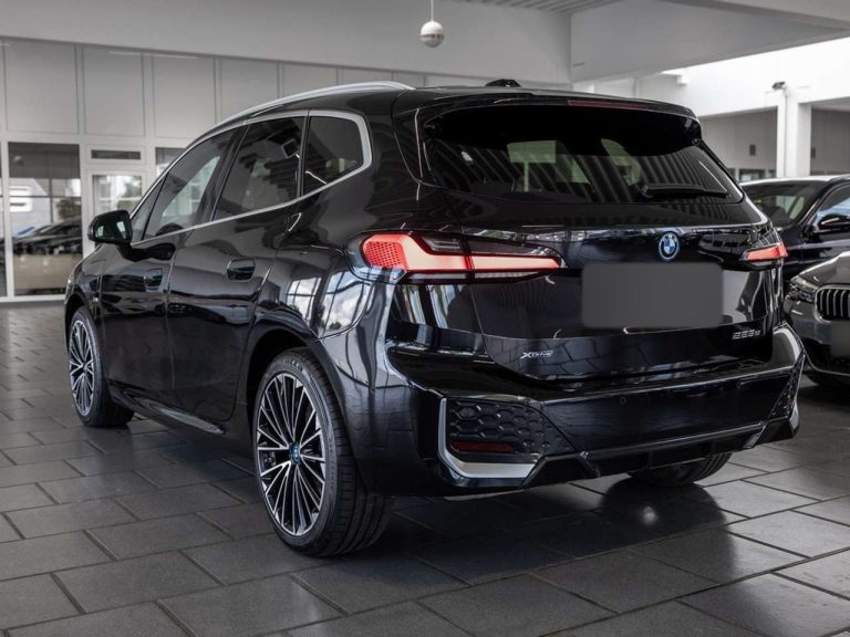 BMW Série 2 Active Tourer 225e xDrive M Sport - photo 3