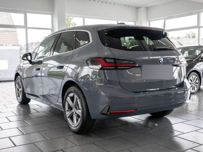 BMW Série 2 Active Tourer 218i Active Tourer - photo 4