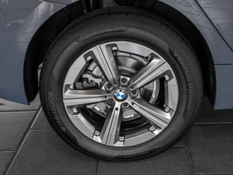 BMW Série 2 Active Tourer 218i Active Tourer - photo 8