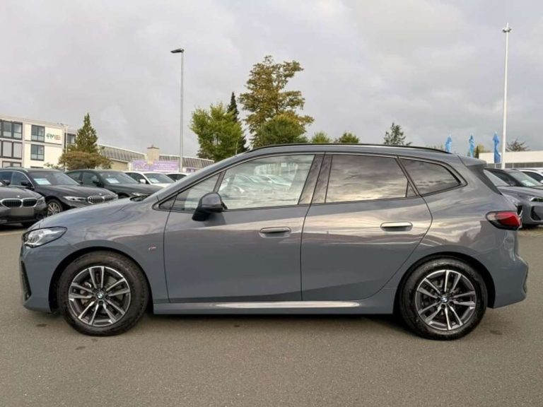 BMW Série 2 Active Tourer 218i M Sport - photo 4