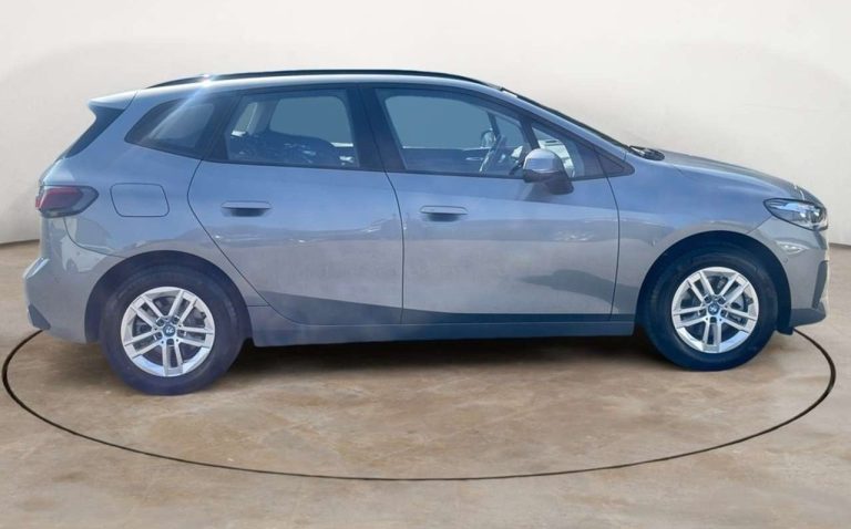 BMW Série 2 Active Tourer 225e xDrive - photo 4