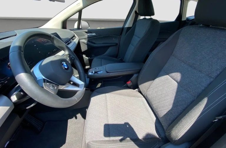 BMW Série 2 Active Tourer 220d Active Tourer - photo 10