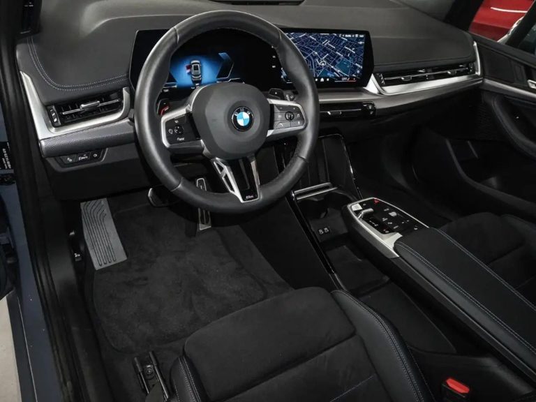 BMW Série 2 Active Tourer 220 M Sport - photo 10