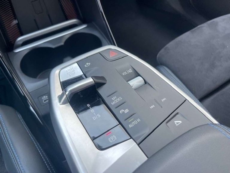 BMW Série 2 Active Tourer 220 M Sport - photo 12