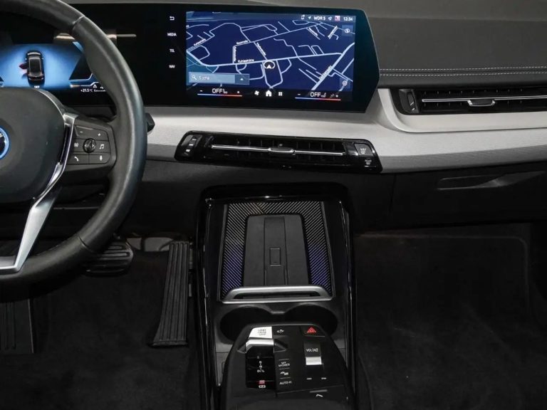BMW Série 2 Active Tourer 225e xDrive - photo 12