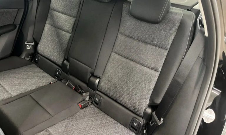 BMW Série 2 Active Tourer 230e xDrive - photo 13