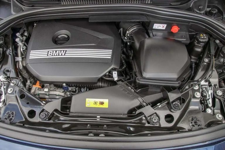 BMW Série 2 Active Tourer 230e xDrive - photo 14