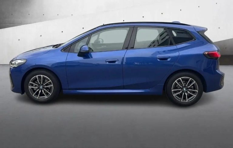 BMW Série 2 Active Tourer 220 M Sport - photo 2