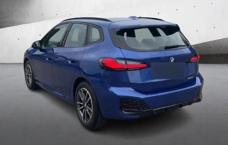 BMW Série 2 Active Tourer 220 M Sport - photo 3