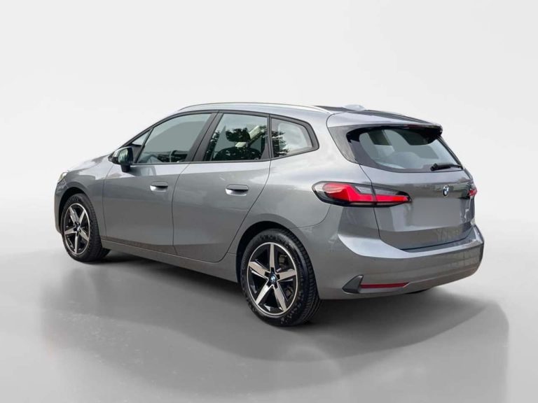 BMW Série 2 Active Tourer 218i - photo 4