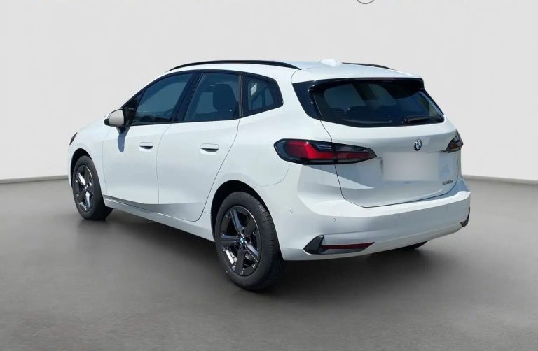 BMW Série 2 Active Tourer 220d Active Tourer - photo 4