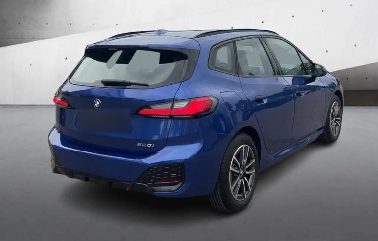 BMW Série 2 Active Tourer 220 M Sport - photo 4