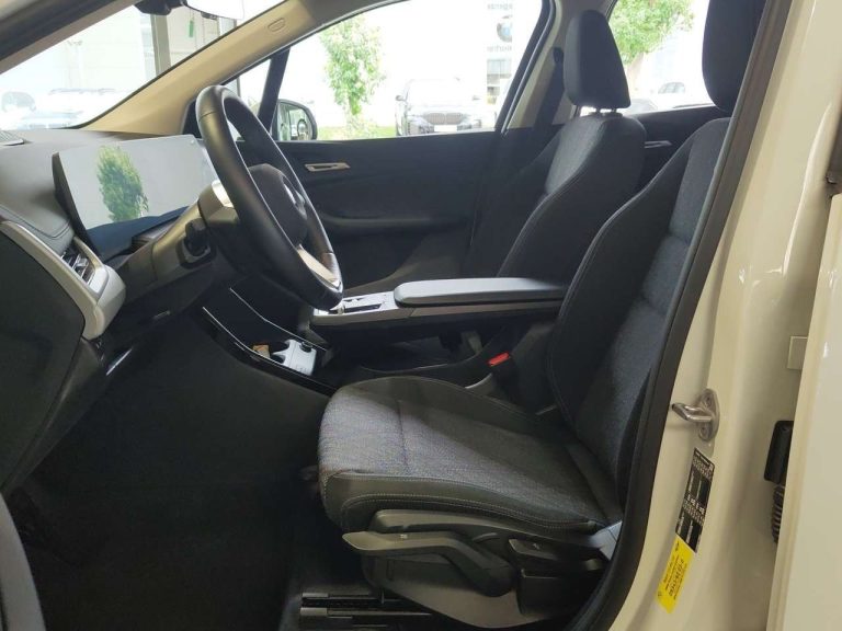BMW Série 2 Active Tourer 220i - photo 5