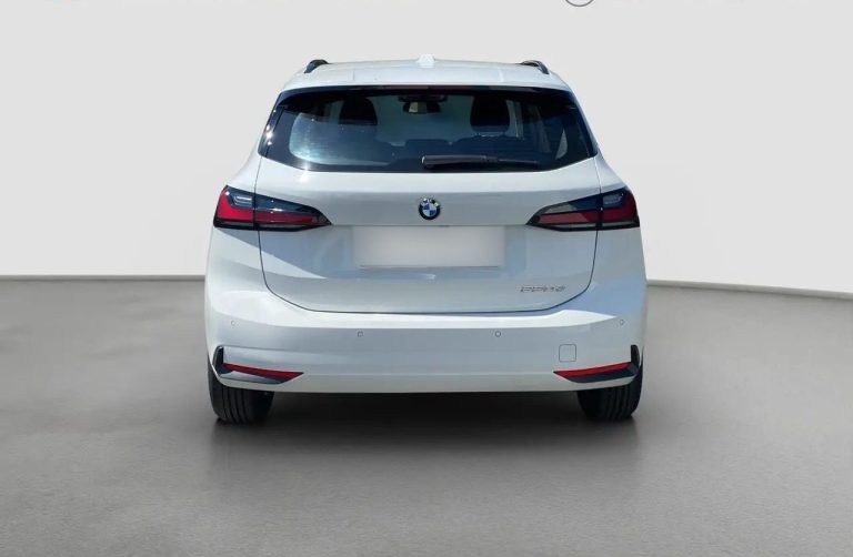 BMW Série 2 Active Tourer 220d Active Tourer - photo 5