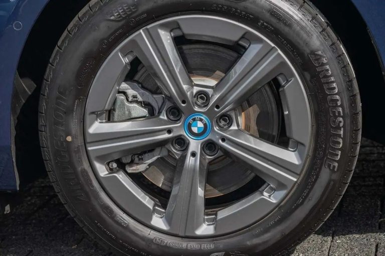 BMW Série 2 Active Tourer 230e xDrive - photo 5