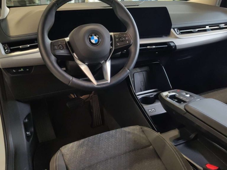 BMW Série 2 Active Tourer 220i - photo 7