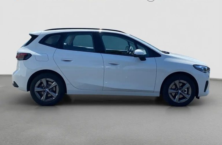 BMW Série 2 Active Tourer 220d Active Tourer - photo 7