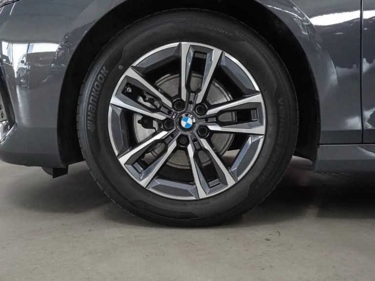 BMW Série 2 Active Tourer 220 M Sport - photo 7