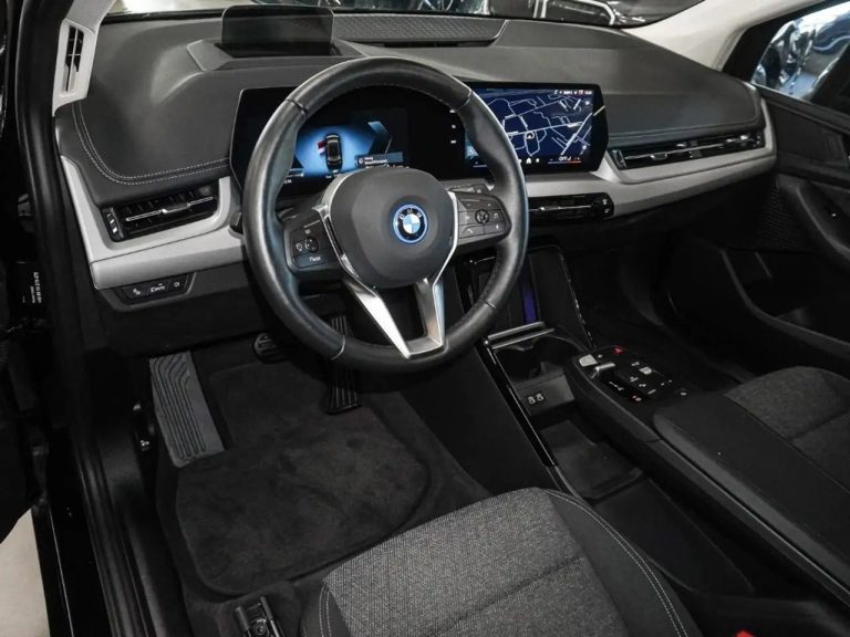 BMW Série 2 Active Tourer 225e xDrive - photo 9