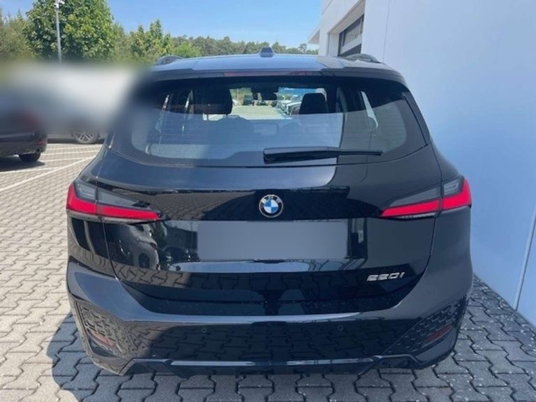 BMW Série 2 Active Tourer 220 M Sport - photo 4