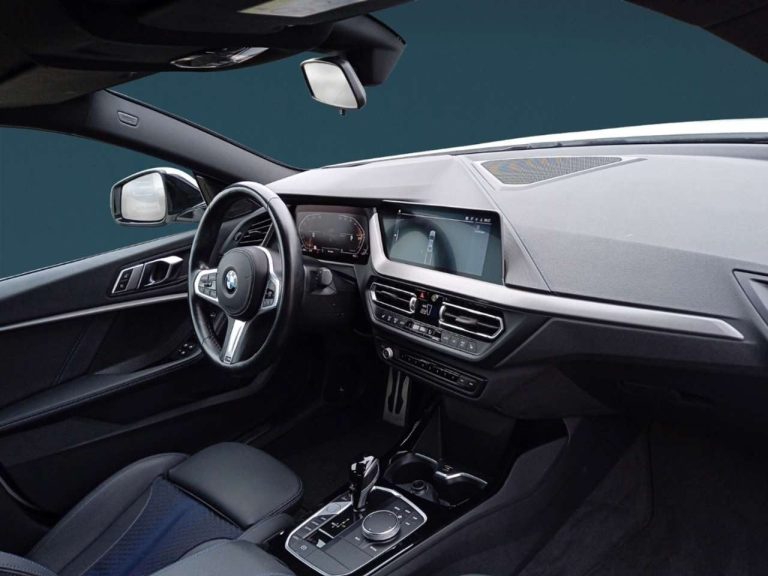 BMW Série 2 Gran Coupé 220i M Sport - photo 8