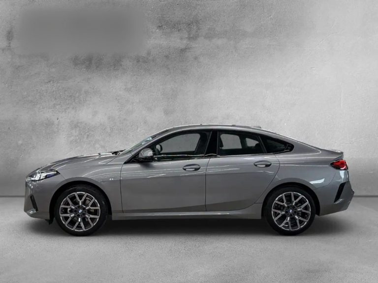 BMW Série 2 Gran Coupé 220 - photo 3