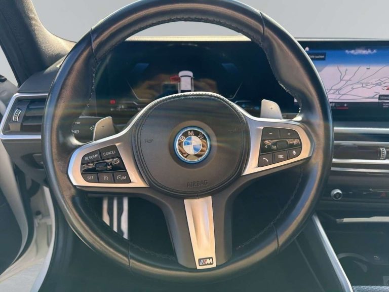 BMW Série 3 320e Touring M Sport - photo 7
