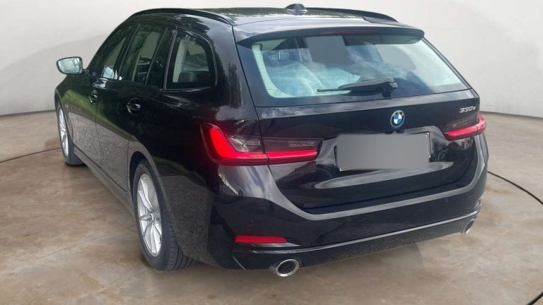 BMW Série 3 330e Touring - photo 2