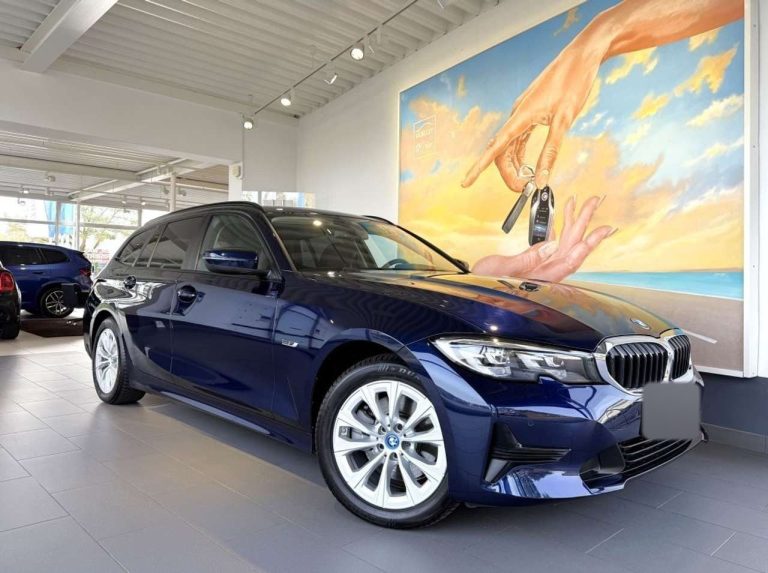 BMW Série 3 320e Touring - photo 3