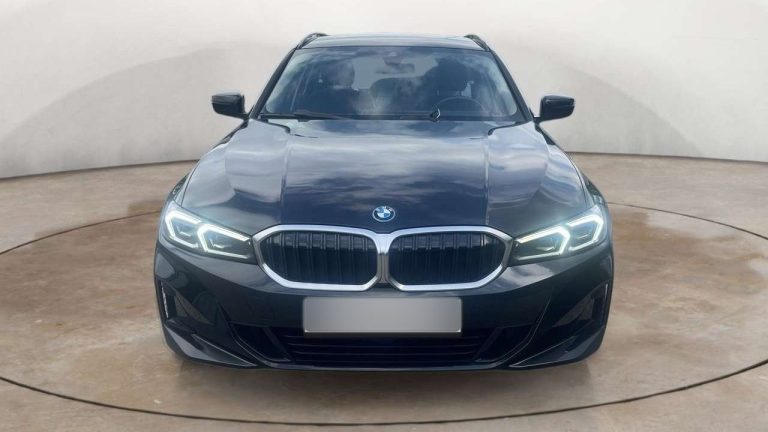 BMW Série 3 330e Touring - photo 4