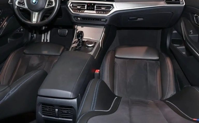 BMW Série 3 330e Touring M Sport - photo 6