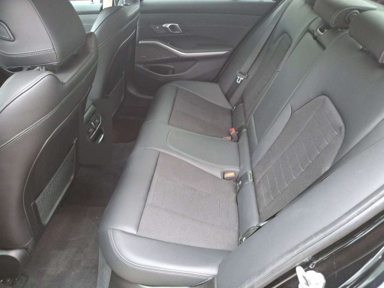 BMW Série 3 320i xDrive Sport Line - photo 9