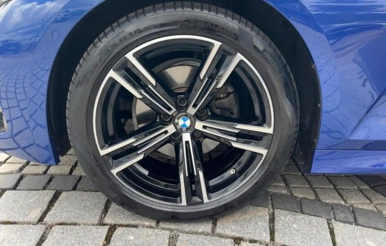 BMW Série 3 320i Touring M Sport - photo 12