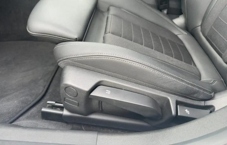 BMW Série 3 330i xDrive Touring - photo 13