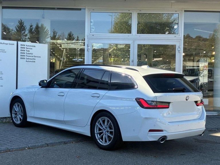 BMW Série 3 320d Touring - photo 2