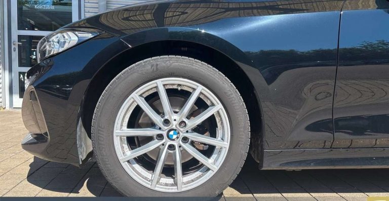 BMW Série 3 320d Touring - photo 4
