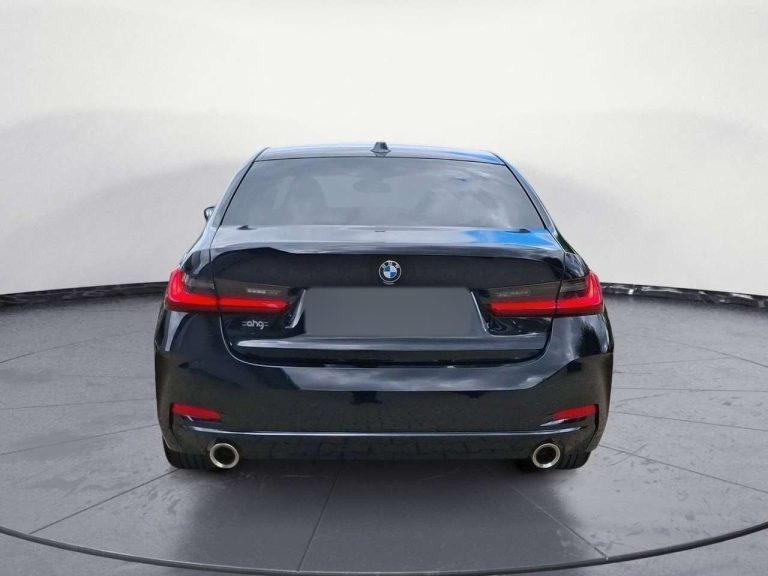 BMW Série 3 320i xDrive Sport Line - photo 4