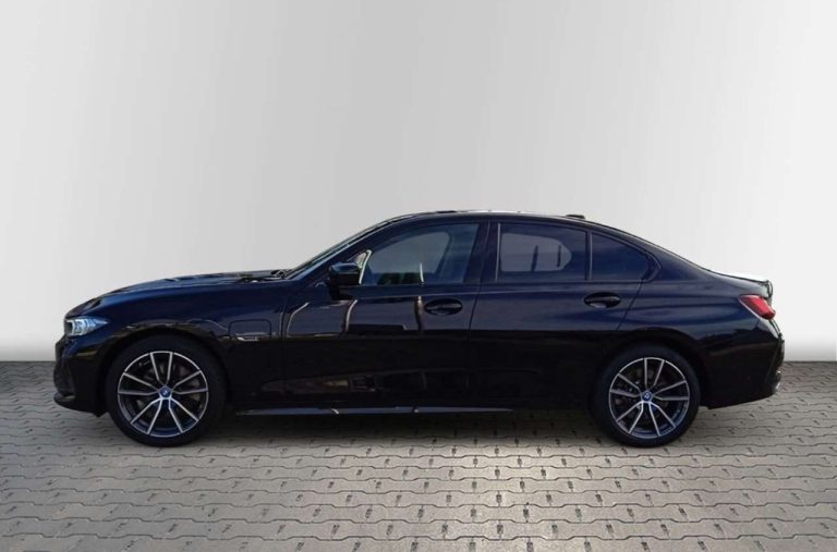BMW Série 3 320e - photo 4
