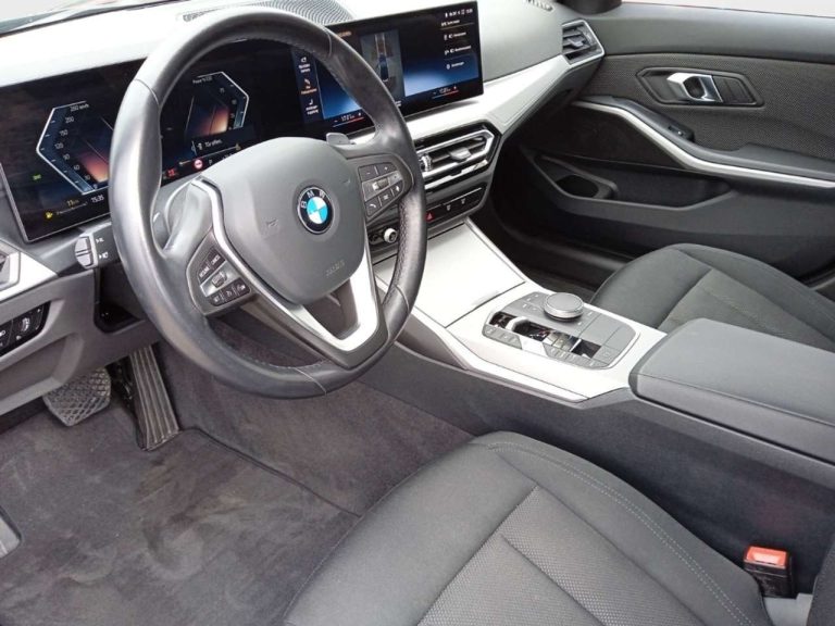 BMW Série 3 320i Touring - photo 5