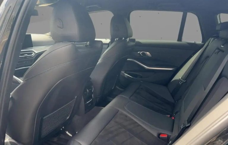BMW Série 3 320i Touring M Sport - photo 8