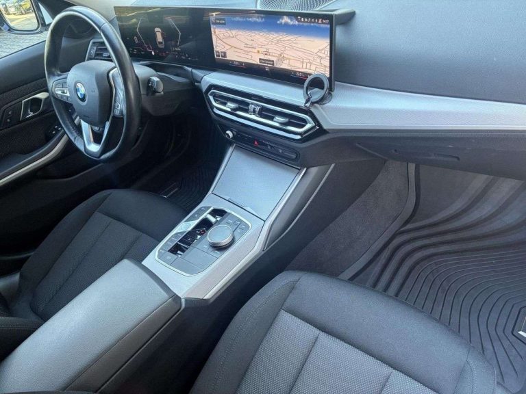 BMW Série 3 320d Touring - photo 8