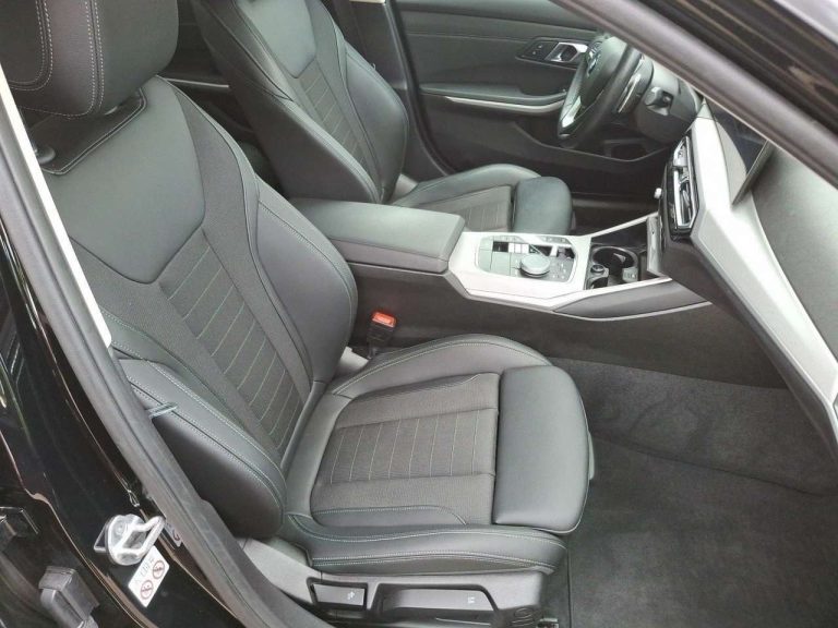 BMW Série 3 320i xDrive Sport Line - photo 8