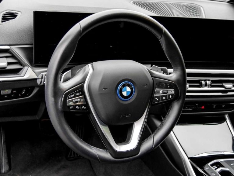 BMW Série 3 330e Touring - photo 9