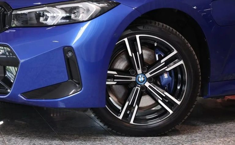 BMW Série 3 320e M Sport - photo 13