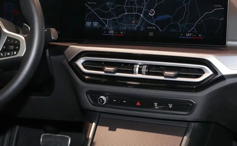 BMW Série 3 320e M Sport - photo 6