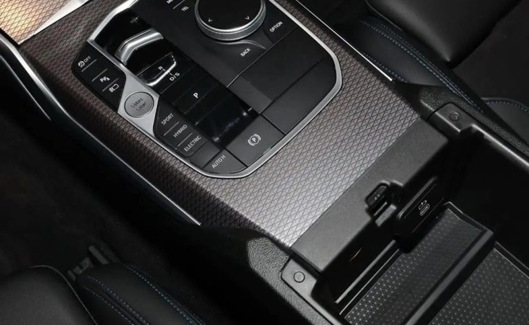 BMW Série 3 320e M Sport - photo 7
