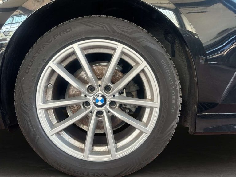 BMW Série 3 318i Touring - photo 13