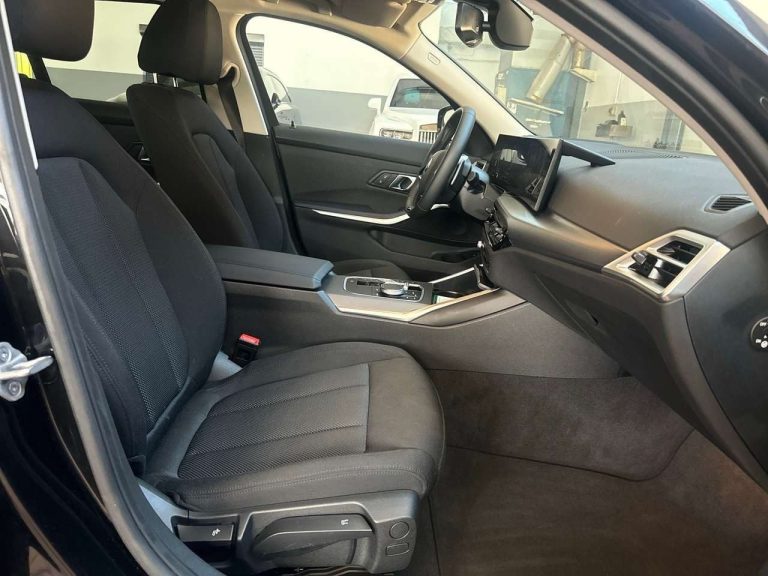 BMW Série 3 318i Touring - photo 14