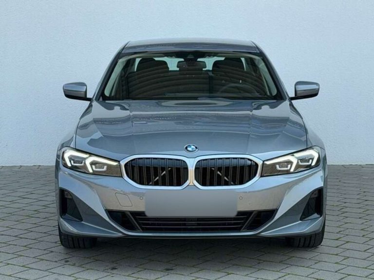 BMW Série 3 318i - photo 3